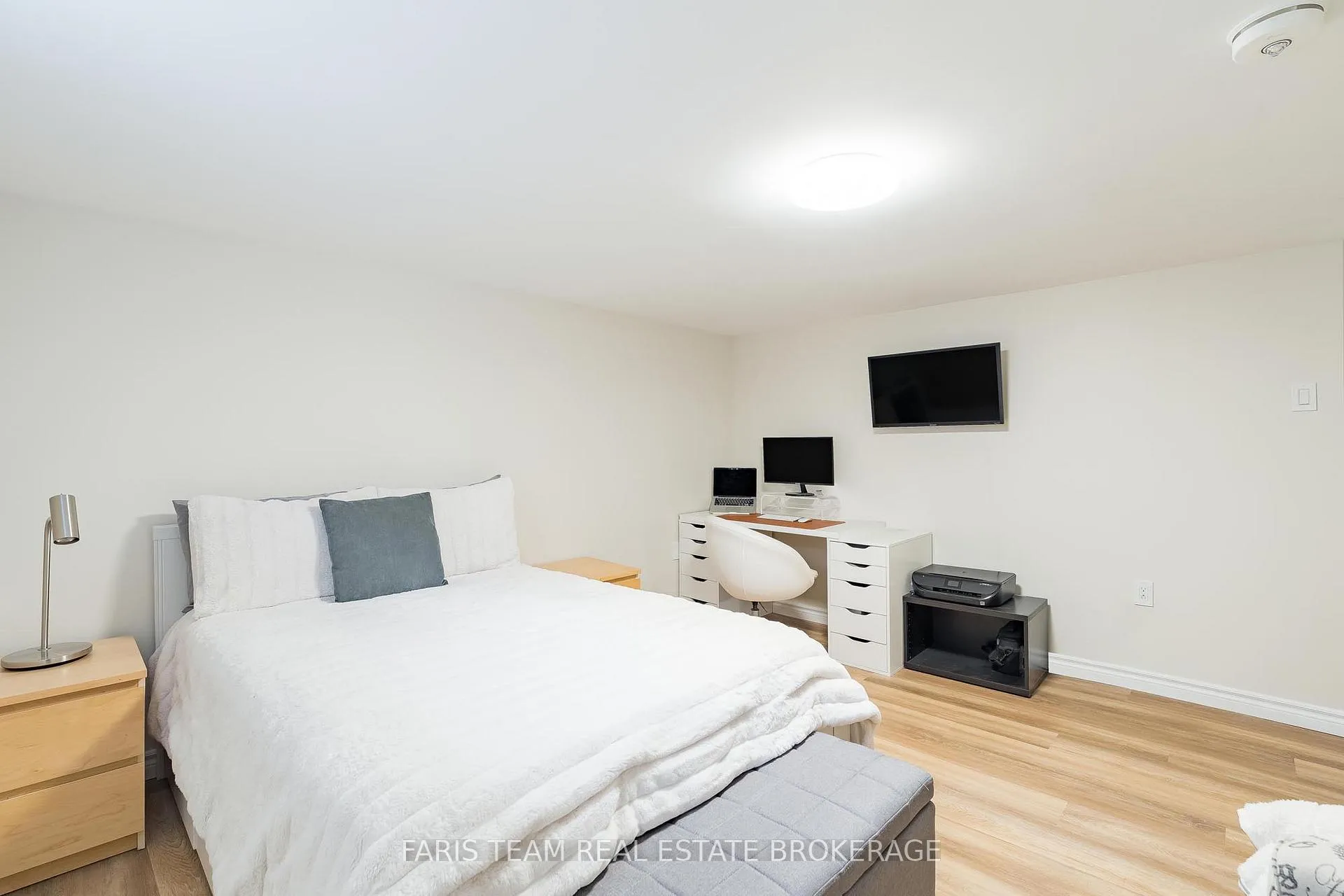 Photo 35 of 115 Bayview Drive, Barrie, Allandale Heights — HOMEH