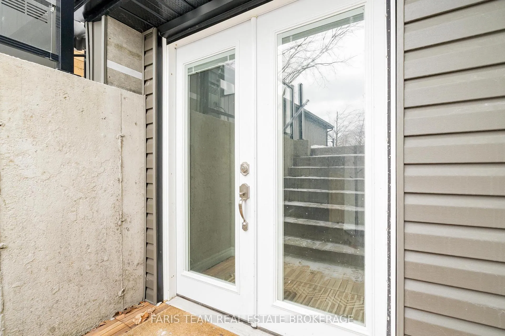 Photo 37 of 115 Bayview Drive, Barrie, Allandale Heights — HOMEH