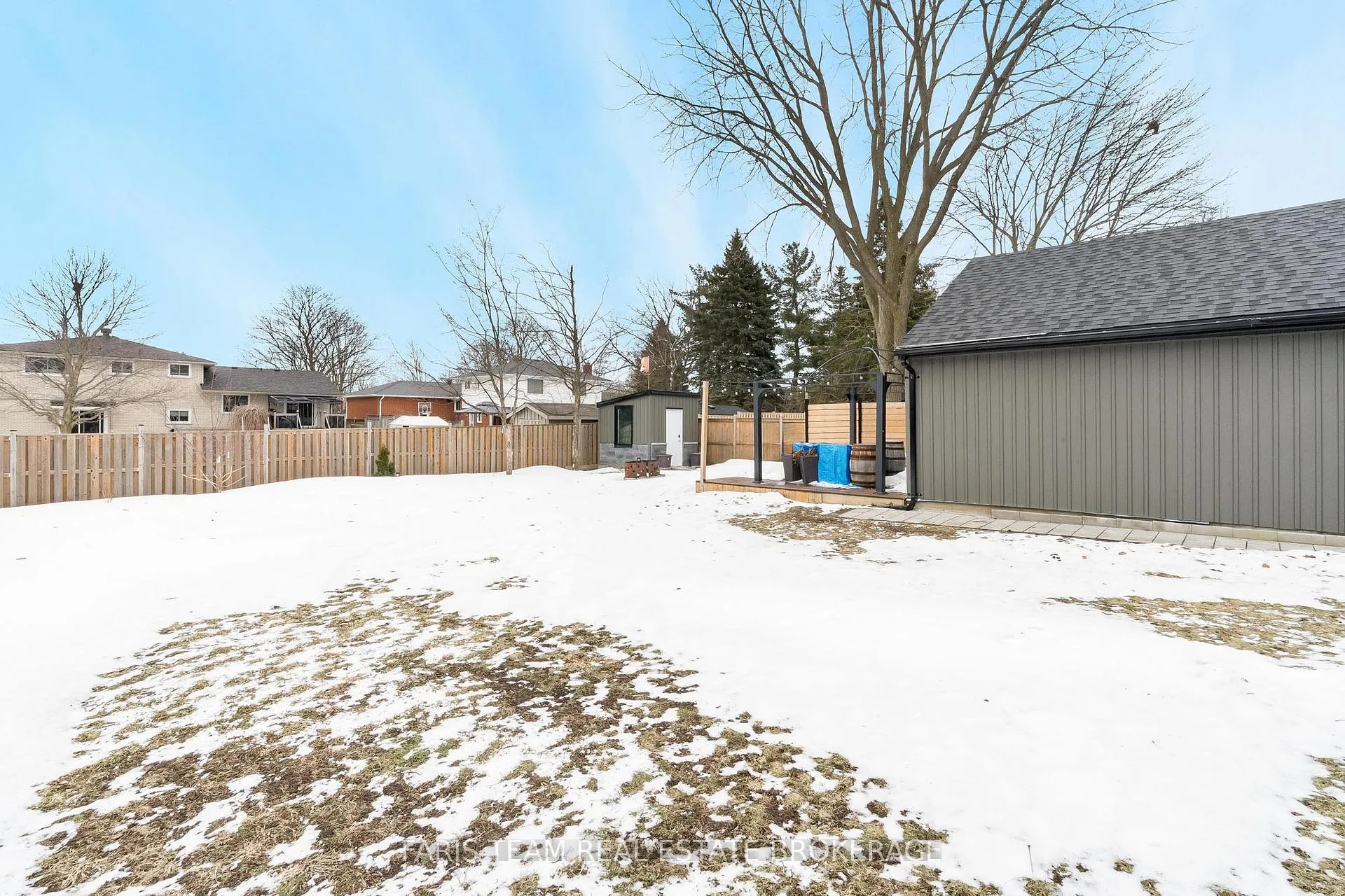 Photo 40 of 115 Bayview Drive, Barrie, Allandale Heights — HOMEH