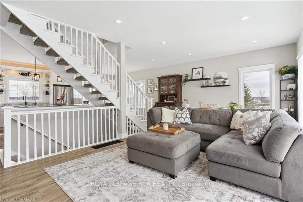 Photo 19 of 157335 7TH Line, Meaford — HOMEH