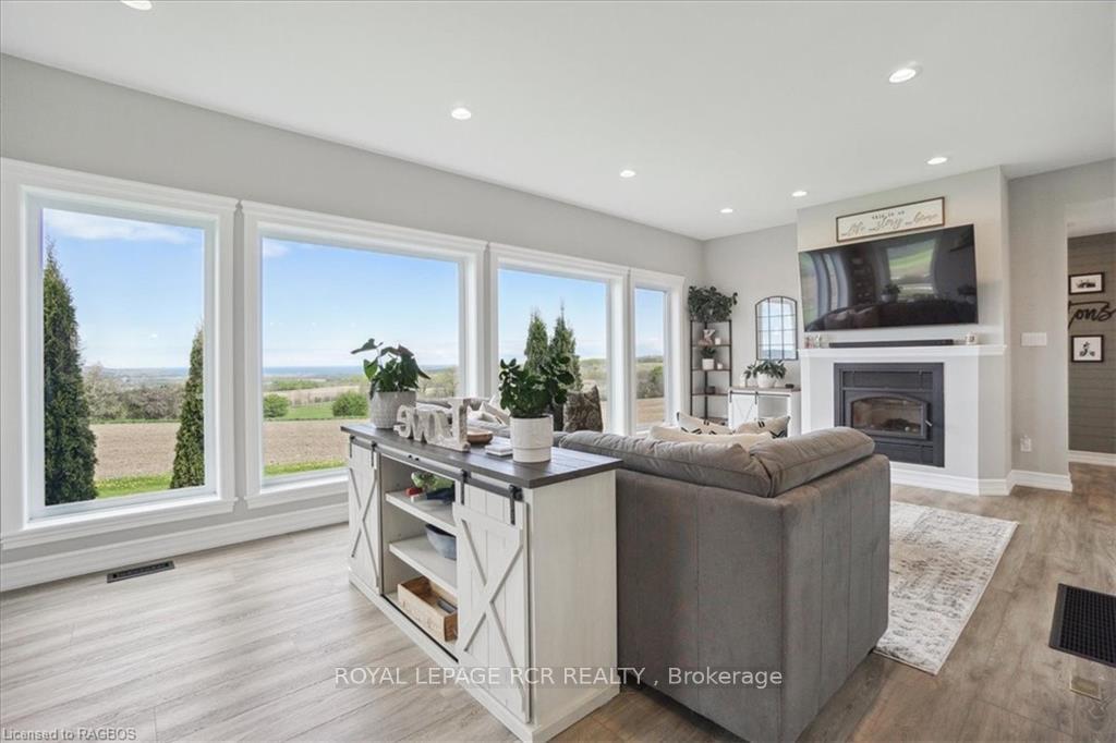 Photo 23 of 157335 7TH Line, Meaford — HOMEH