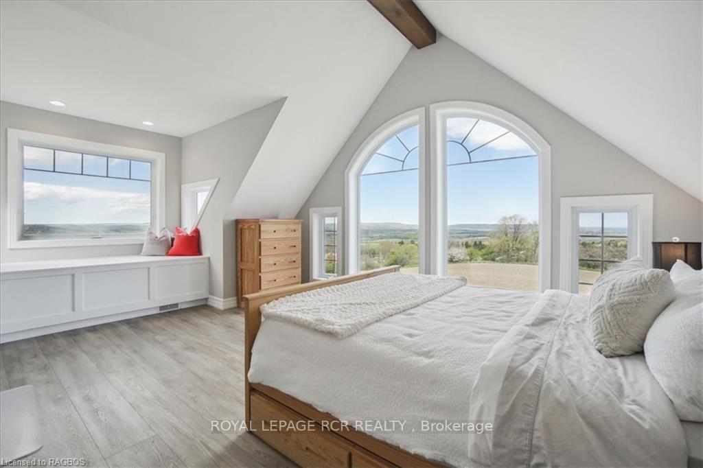 Photo 32 of 157335 7TH Line, Meaford — HOMEH