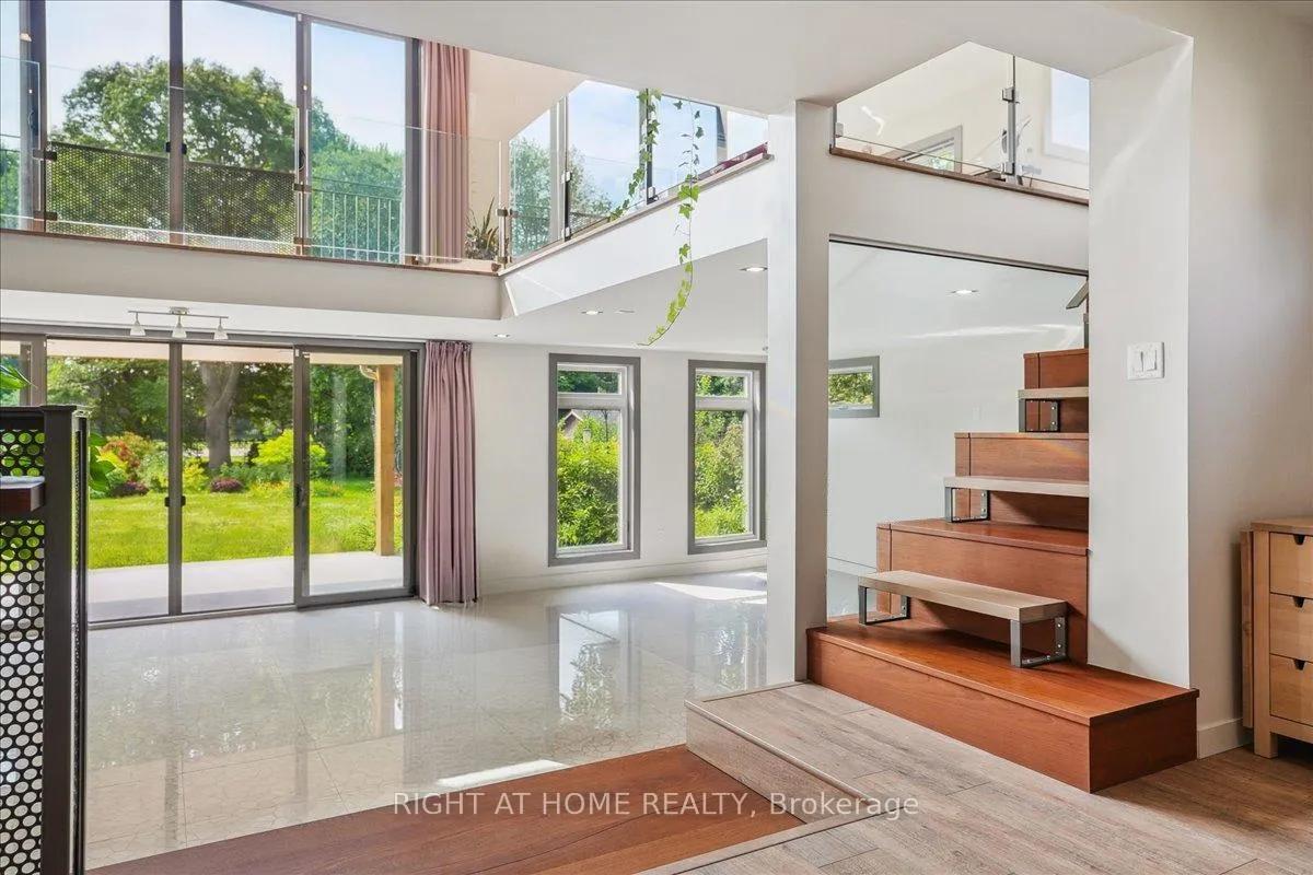 Photo 3 of 704 Cedar Avenue, Burlington, LaSalle — HOMEH