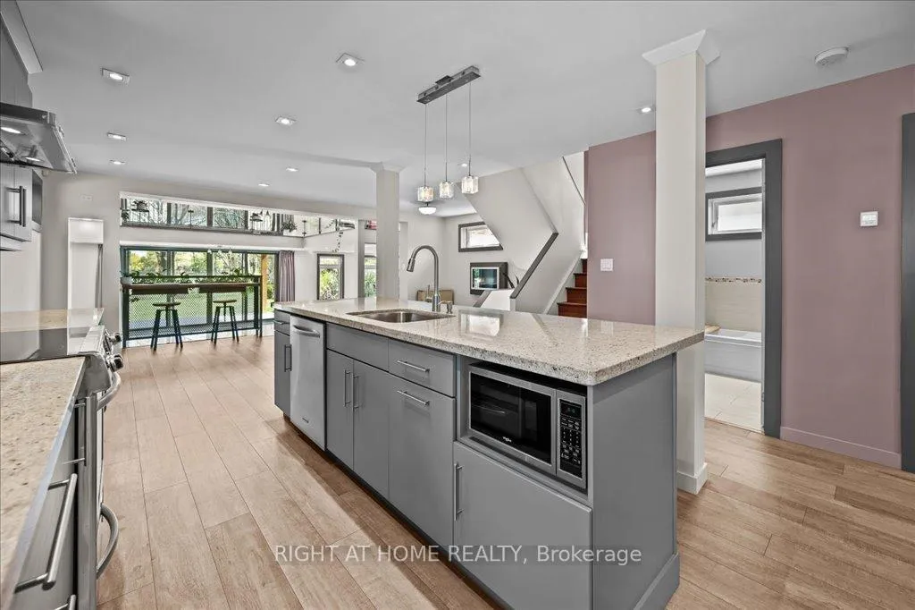 Photo 13 of 704 Cedar Avenue, Burlington, LaSalle — HOMEH