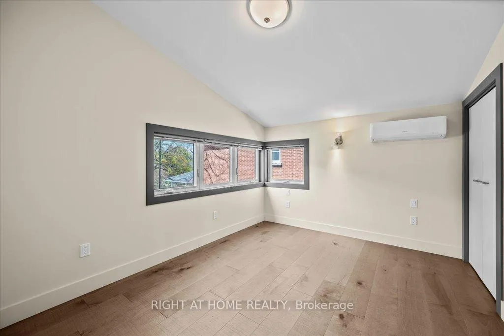 Photo 22 of 704 Cedar Avenue, Burlington, LaSalle — HOMEH