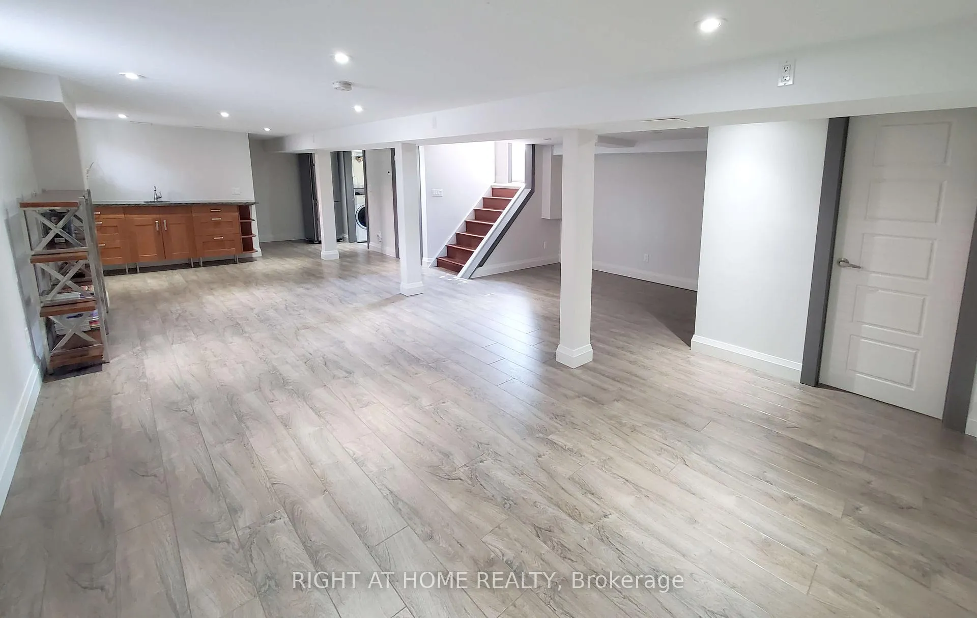 Photo 25 of 704 Cedar Avenue, Burlington, LaSalle — HOMEH