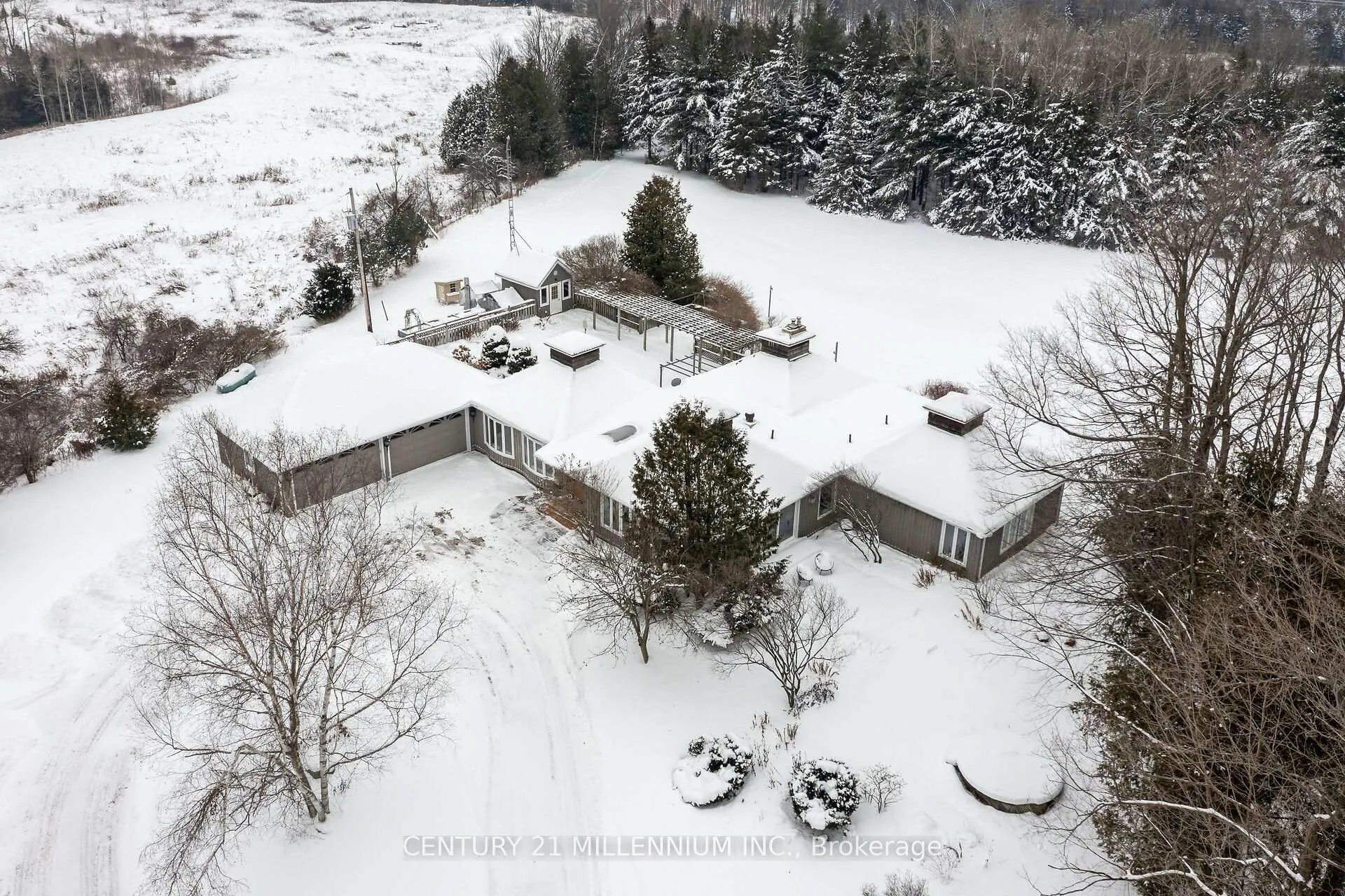 Photo 2 of 5136 Fifth Line, Erin, Rural Erin — HOMEH