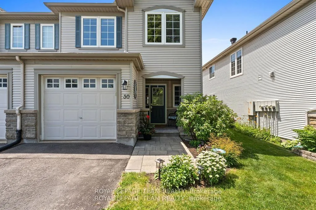 Photo 2 of 30 Riverstone Drive, Ottawa, Barrhaven - Stonebridge — HOMEH