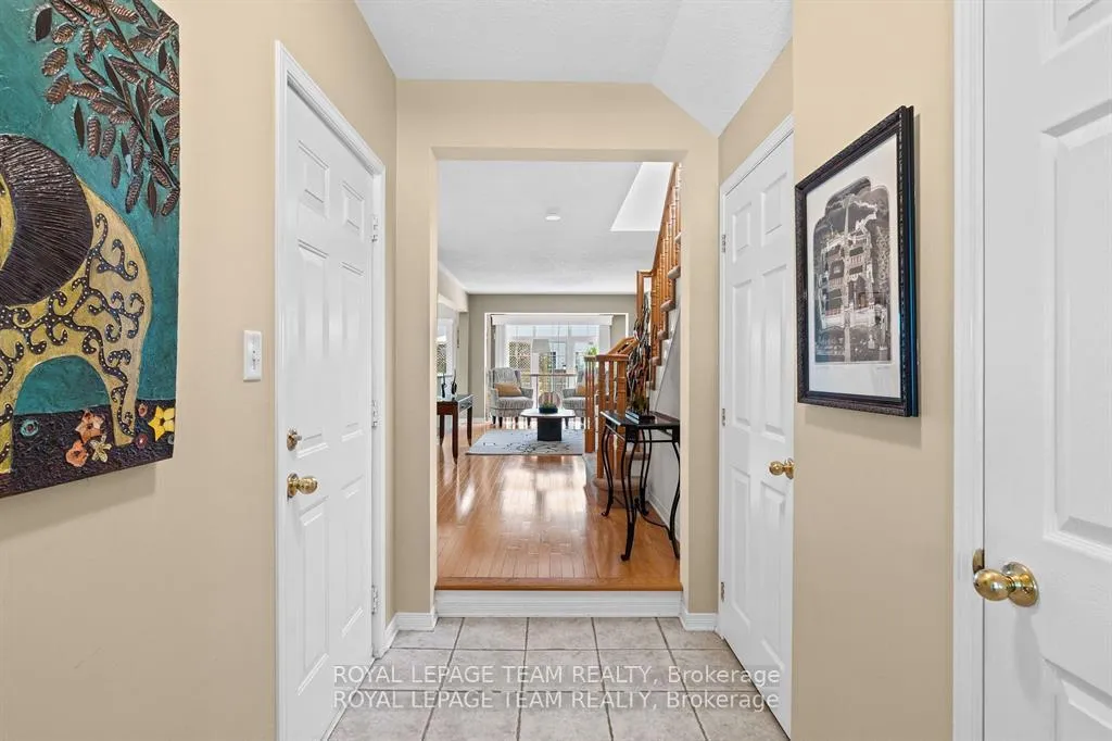 Photo 5 of 30 Riverstone Drive, Ottawa, Barrhaven - Stonebridge — HOMEH