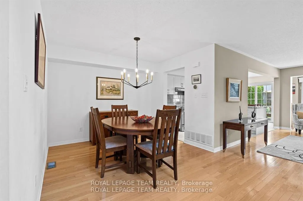 Photo 8 of 30 Riverstone Drive, Ottawa, Barrhaven - Stonebridge — HOMEH