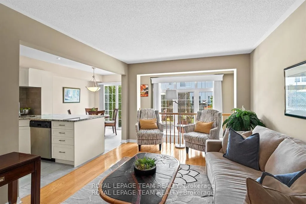Photo 11 of 30 Riverstone Drive, Ottawa, Barrhaven - Stonebridge — HOMEH