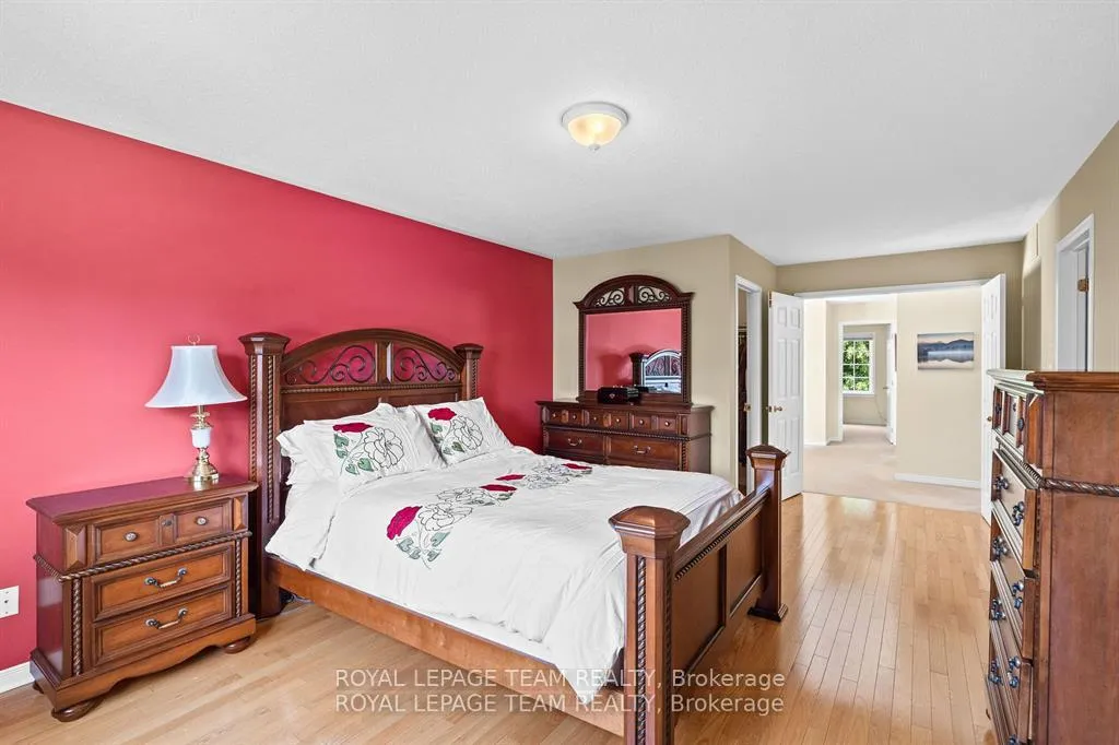 Photo 22 of 30 Riverstone Drive, Ottawa, Barrhaven - Stonebridge — HOMEH