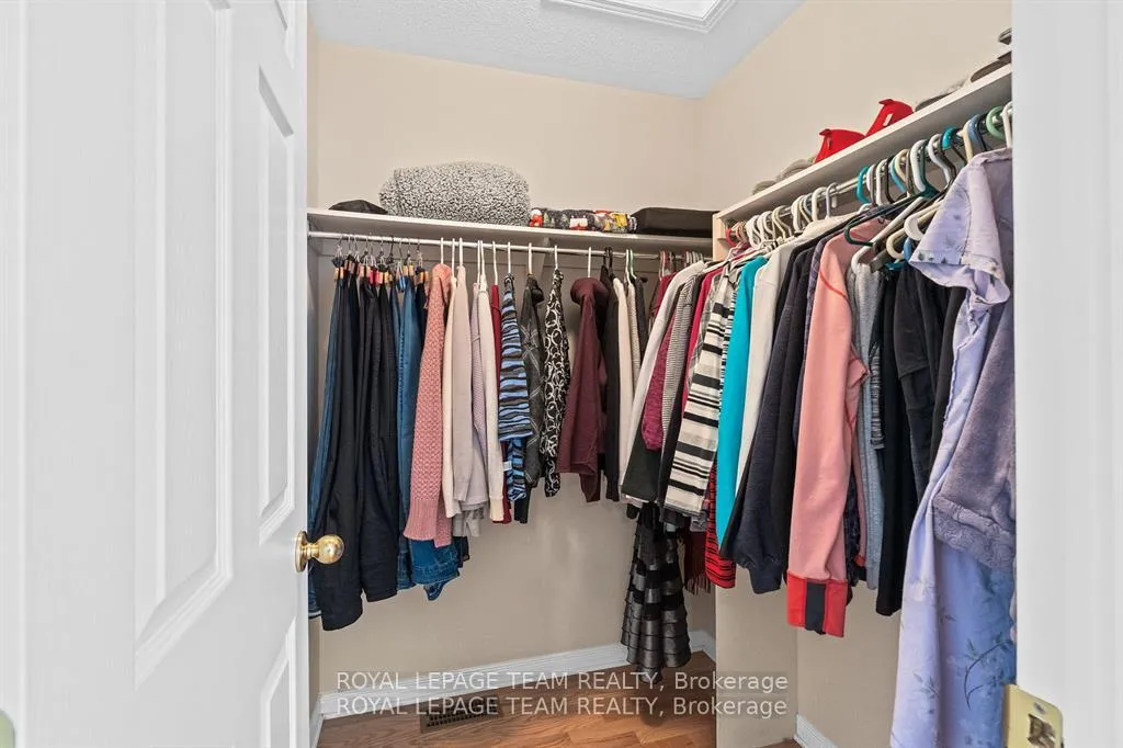Photo 26 of 30 Riverstone Drive, Ottawa, Barrhaven - Stonebridge — HOMEH