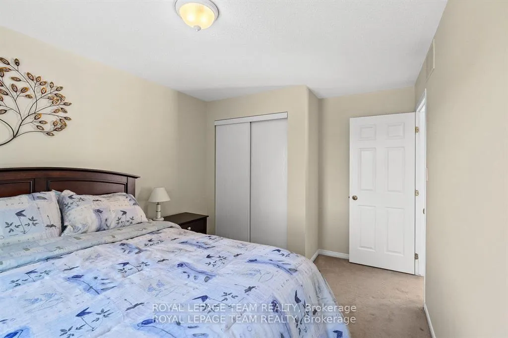 Photo 28 of 30 Riverstone Drive, Ottawa, Barrhaven - Stonebridge — HOMEH