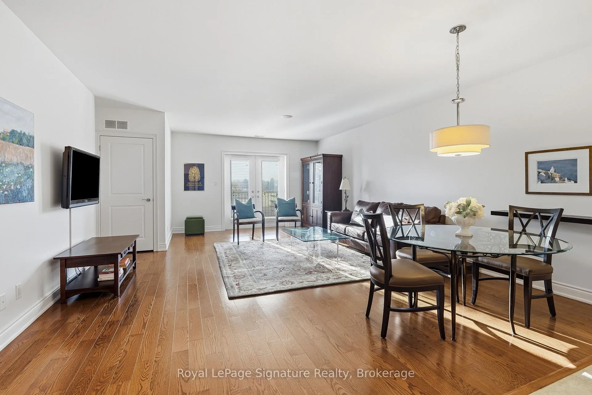 Photo 9 of Unit 207, 27 Beaver Street, Blue Mountains — HOMEH