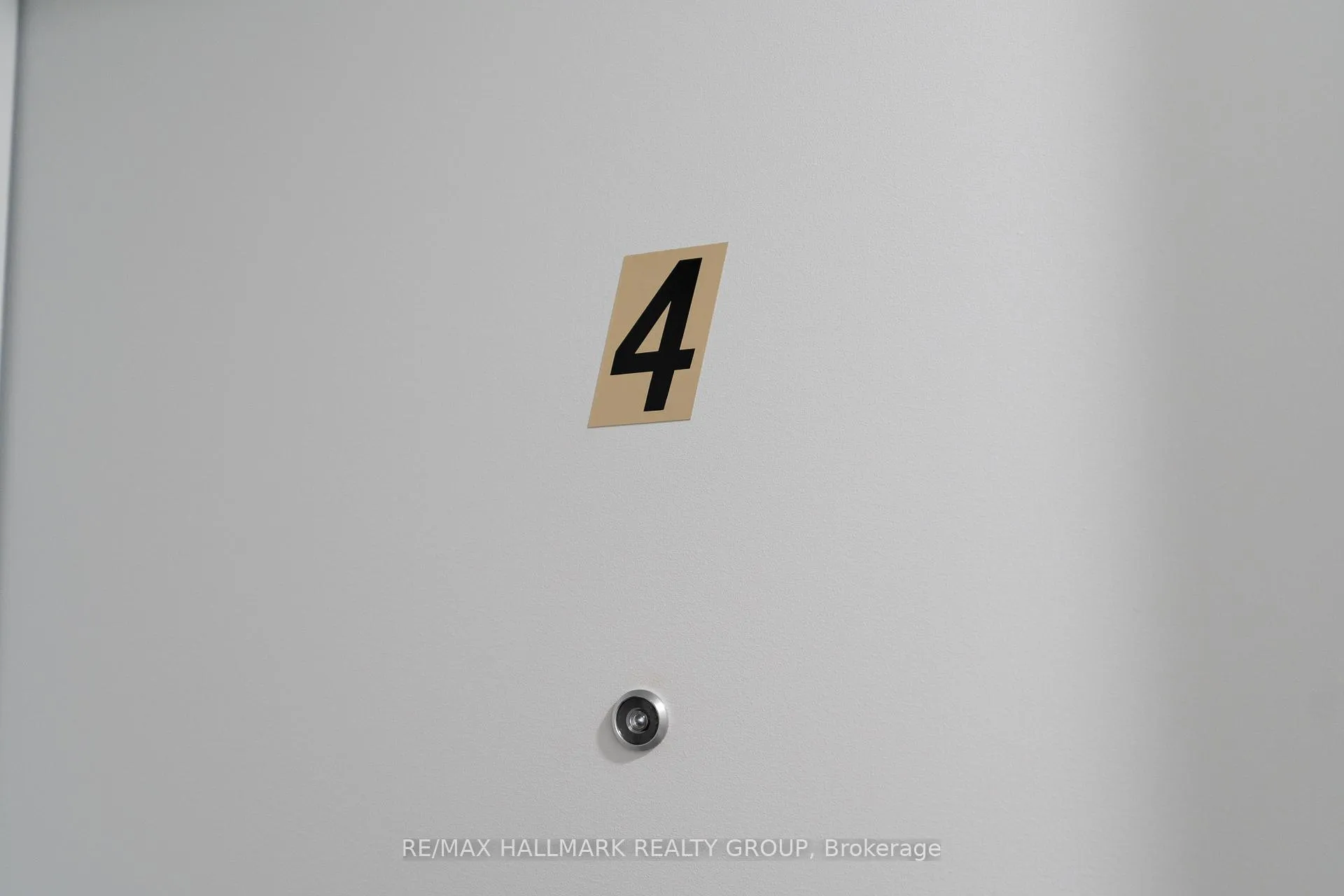 Photo 4 of Unit 4, 261 Somerset Street E, Ottawa, Sandy Hill — HOMEH