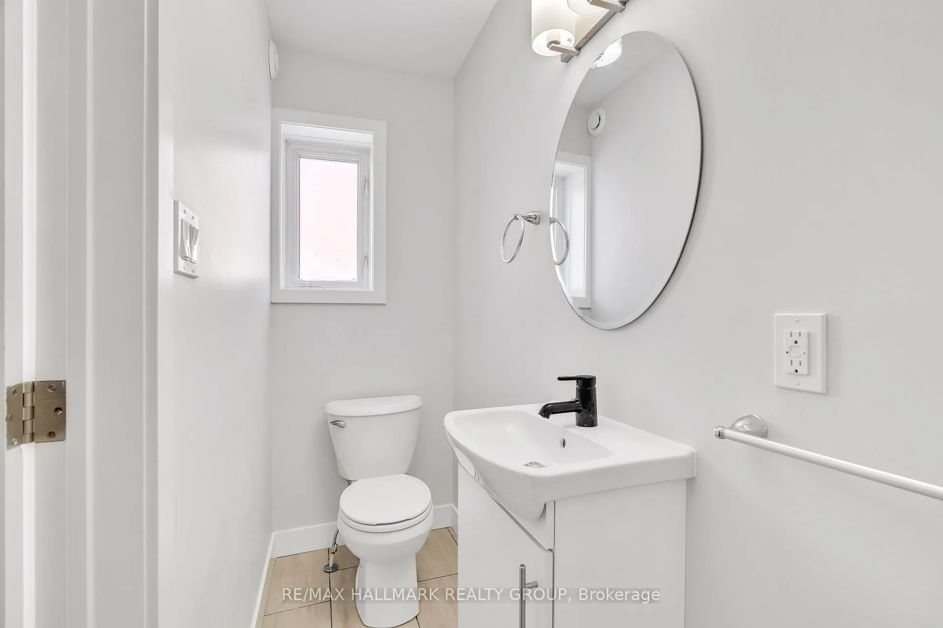 Photo 7 of Unit 4, 261 Somerset Street E, Ottawa, Sandy Hill — HOMEH