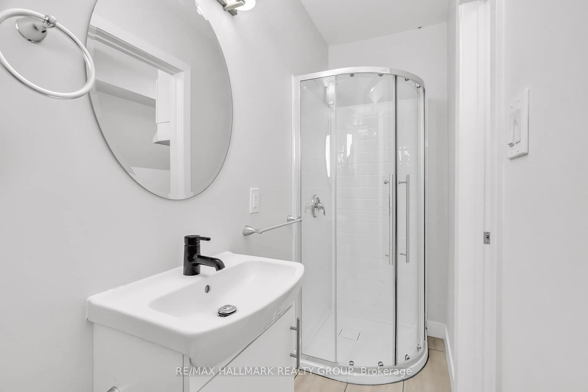 Photo 8 of Unit 4, 261 Somerset Street E, Ottawa, Sandy Hill — HOMEH