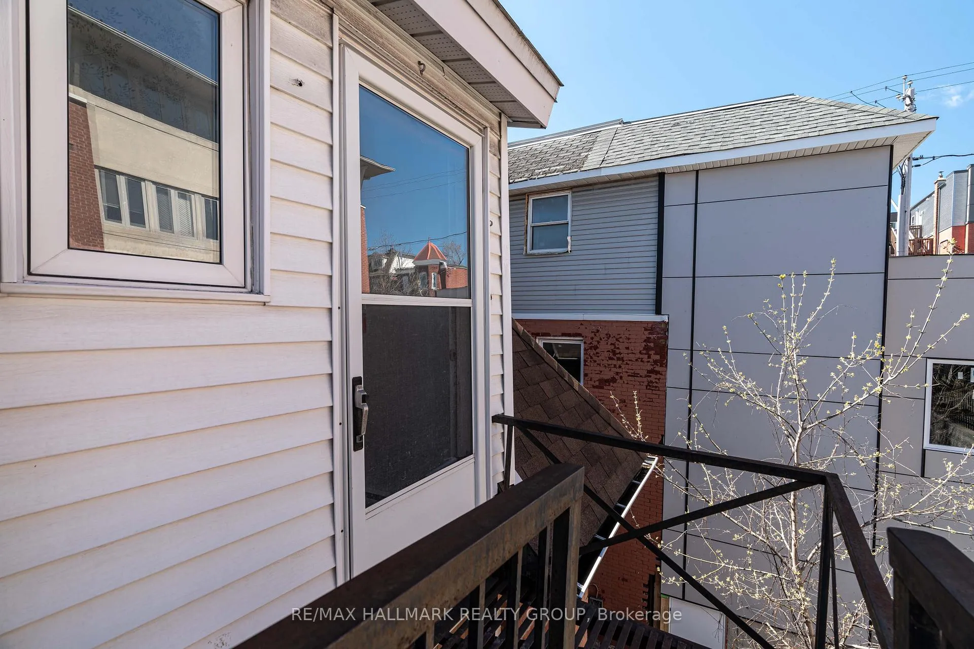 Photo 13 of Unit 4, 261 Somerset Street E, Ottawa, Sandy Hill — HOMEH
