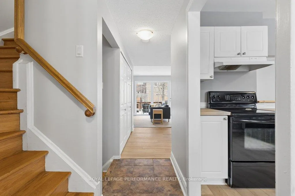 Photo 2 of 920 Walkley Road, Ottawa, Riverside Park South — HOMEH