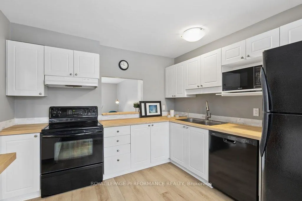 Photo 7 of 920 Walkley Road, Ottawa, Riverside Park South — HOMEH