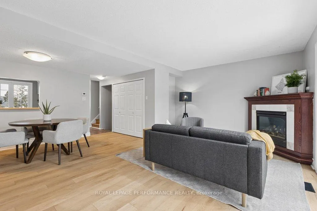 Photo 15 of 920 Walkley Road, Ottawa, Riverside Park South — HOMEH