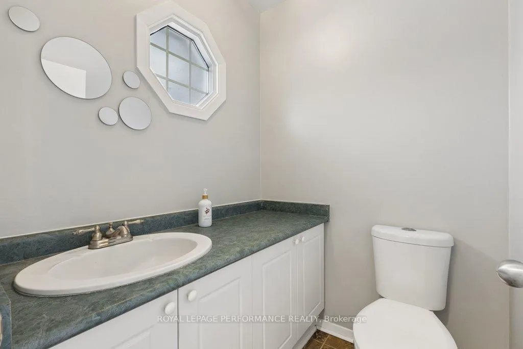 Photo 16 of 920 Walkley Road, Ottawa, Riverside Park South — HOMEH