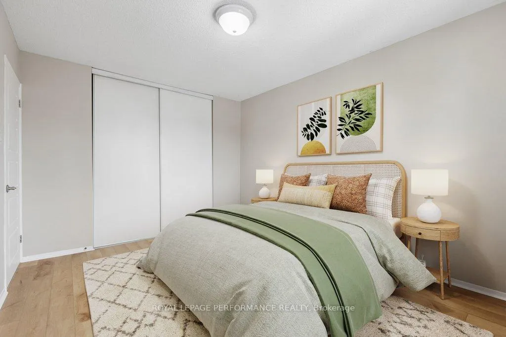 Photo 18 of 920 Walkley Road, Ottawa, Riverside Park South — HOMEH