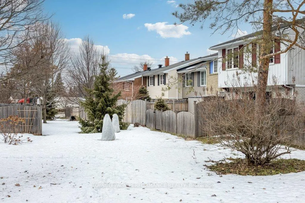 Photo 38 of 920 Walkley Road, Ottawa, Riverside Park South — HOMEH