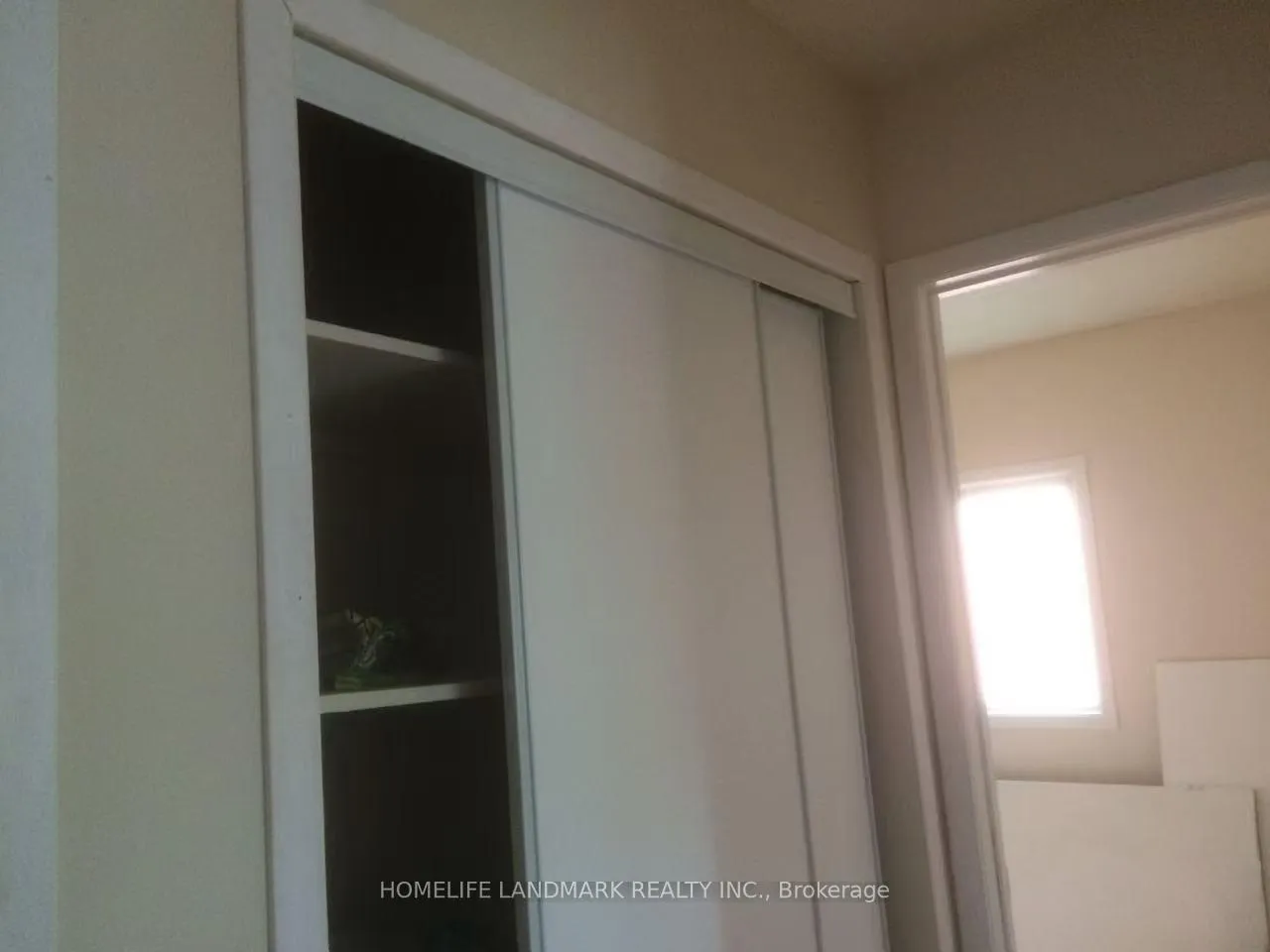 Photo 21 of 320 Elgin Street W, Oshawa, McLaughlin — HOMEH