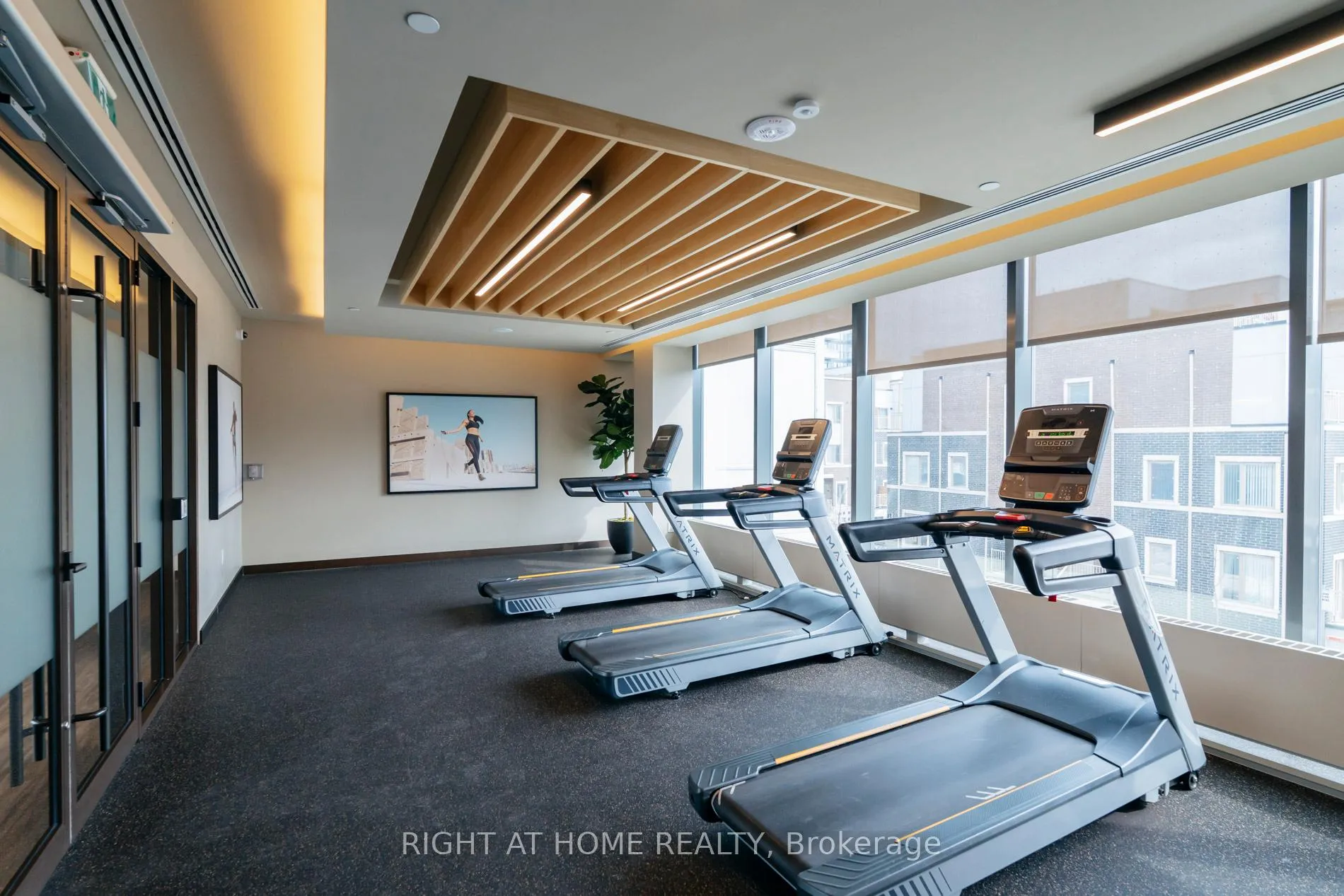 Photo 25 of Unit 1607, 38 Honeycrisp Crescent, Vaughan, Vaughan Corporate Centre — HOMEH