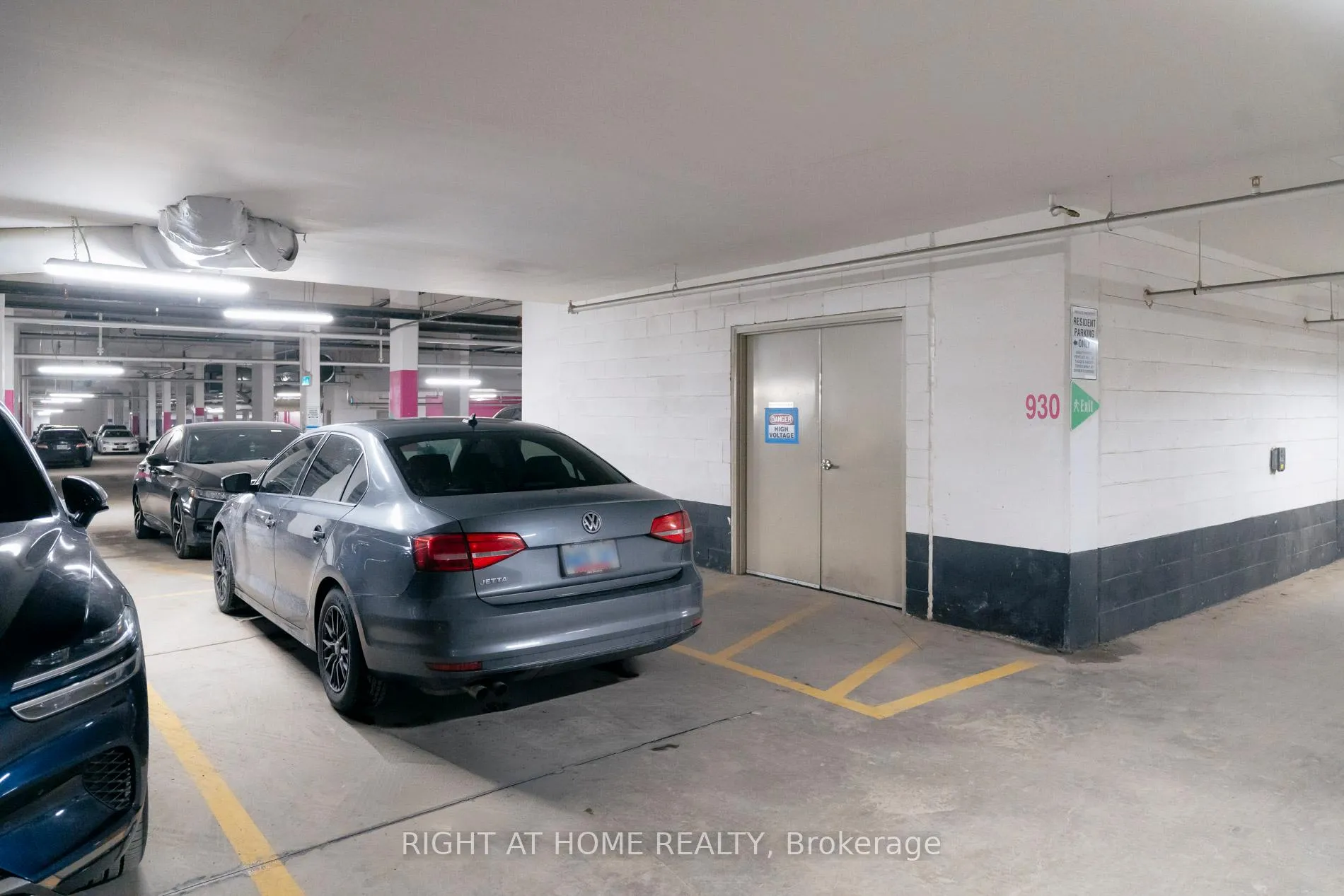 Photo 27 of Unit 1607, 38 Honeycrisp Crescent, Vaughan, Vaughan Corporate Centre — HOMEH