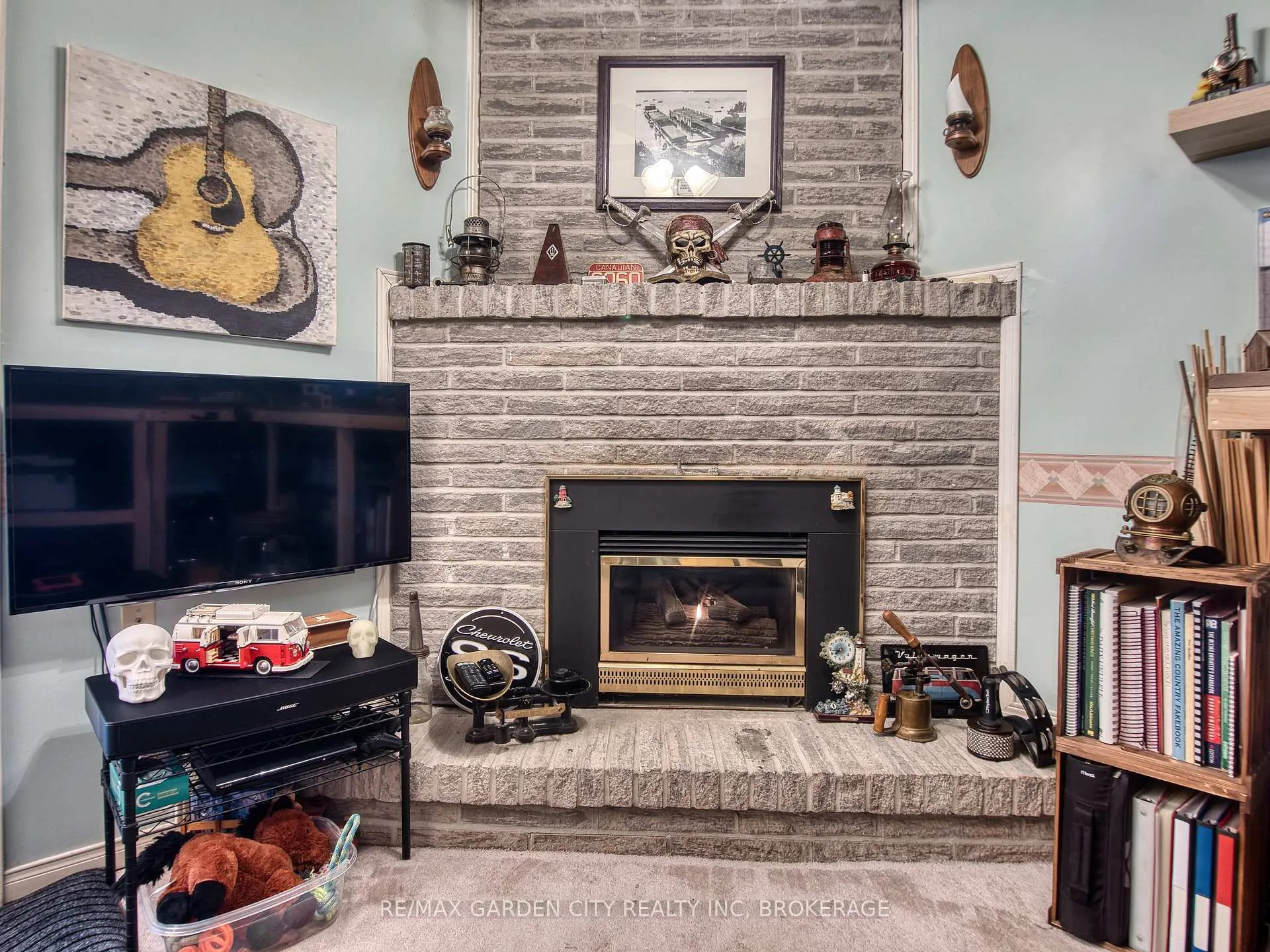 Photo 14 of Unit 19, 1155 Paramount Drive, Hamilton, Stoney Creek Mountain — HOMEH
