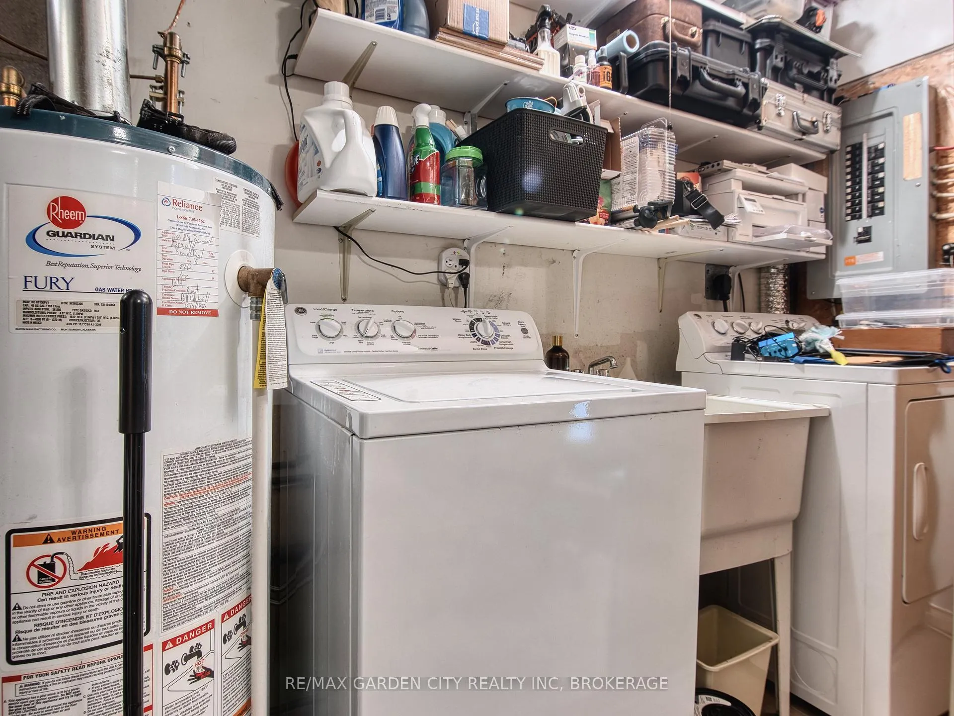 Photo 15 of Unit 19, 1155 Paramount Drive, Hamilton, Stoney Creek Mountain — HOMEH