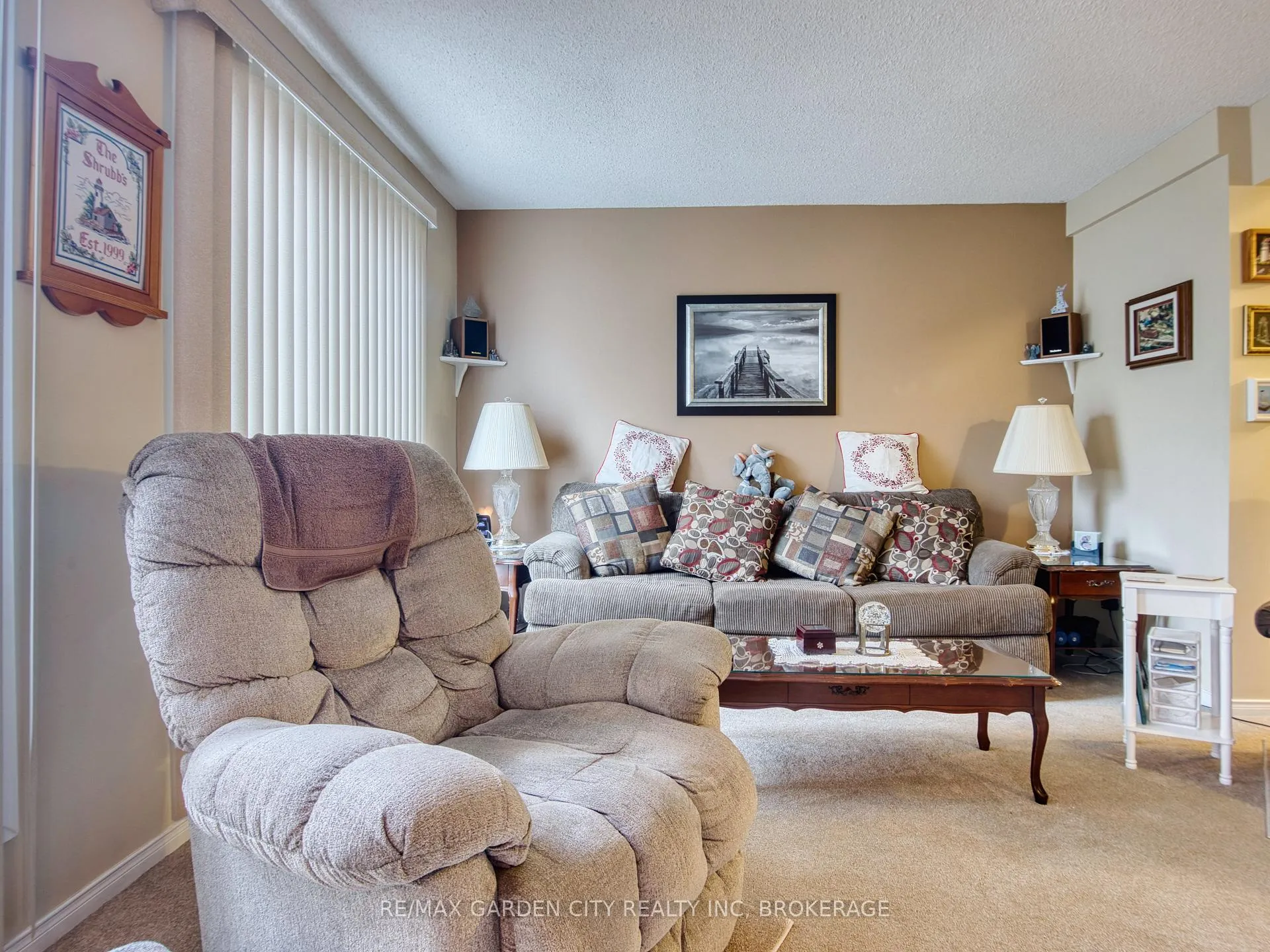 Photo 19 of Unit 19, 1155 Paramount Drive, Hamilton, Stoney Creek Mountain — HOMEH