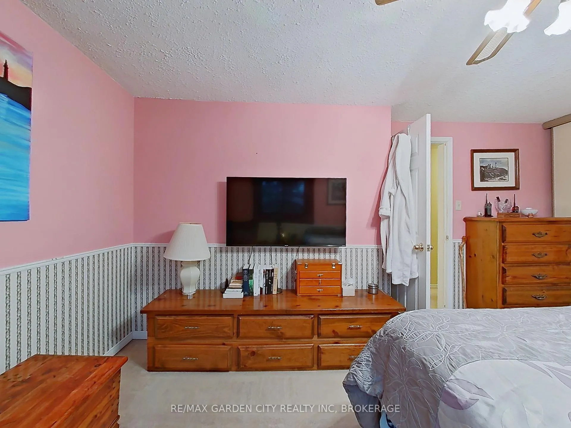 Photo 30 of Unit 19, 1155 Paramount Drive, Hamilton, Stoney Creek Mountain — HOMEH
