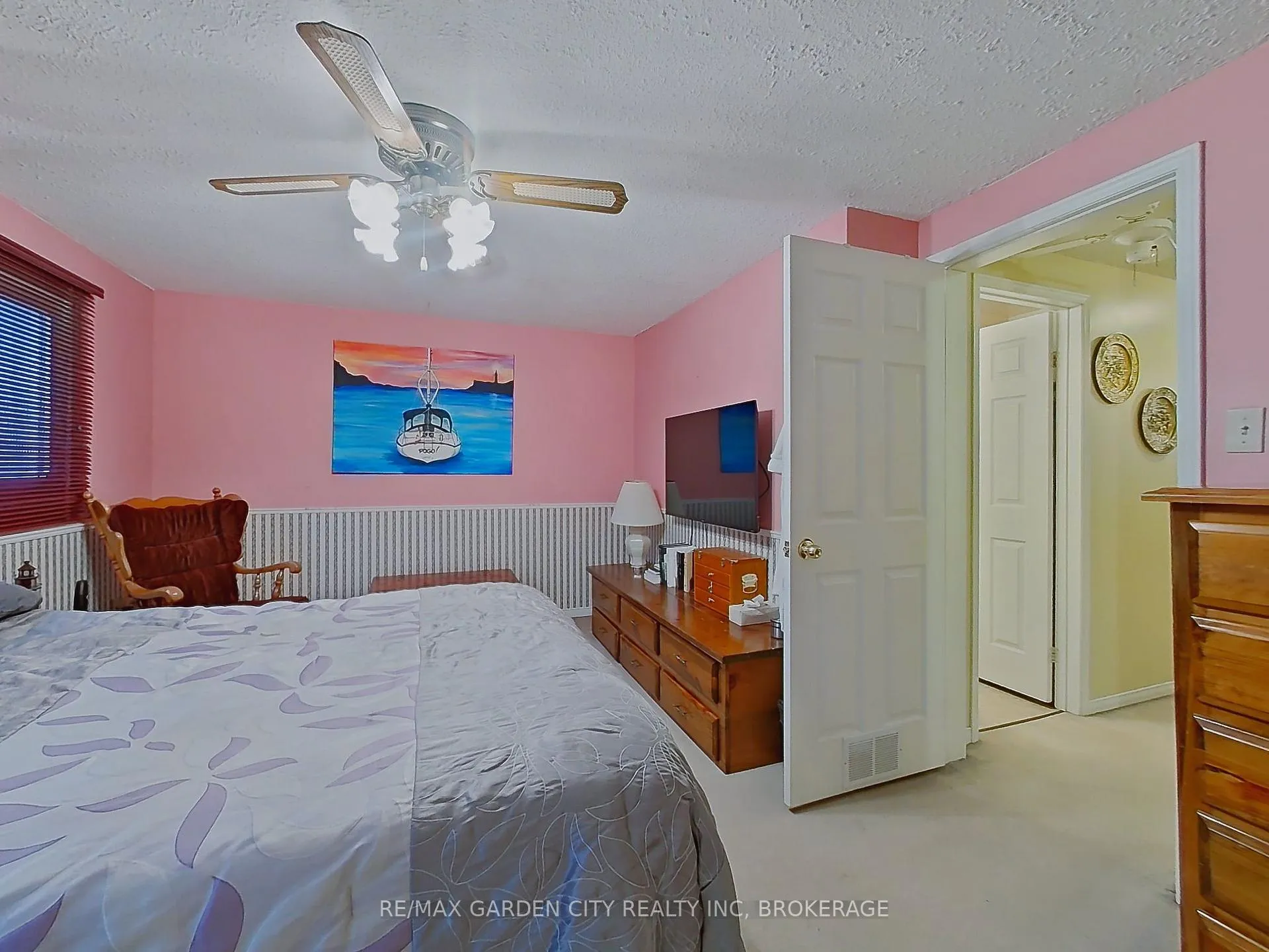 Photo 32 of Unit 19, 1155 Paramount Drive, Hamilton, Stoney Creek Mountain — HOMEH