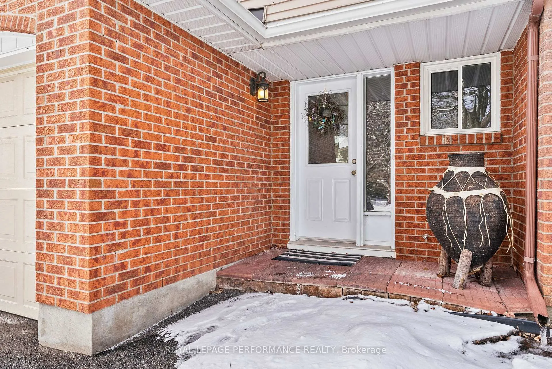 Photo 3 of 6919 Du Bois Avenue, Ottawa, Convent Glen North — HOMEH