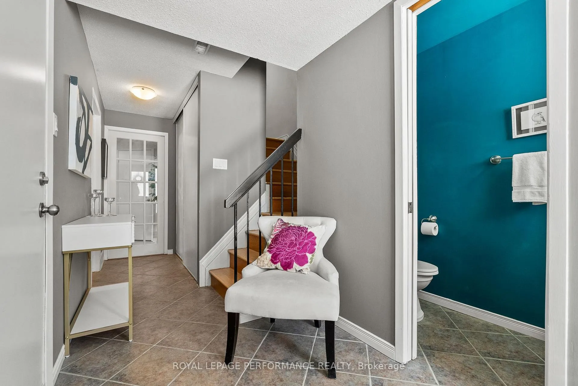 Photo 4 of 6919 Du Bois Avenue, Ottawa, Convent Glen North — HOMEH