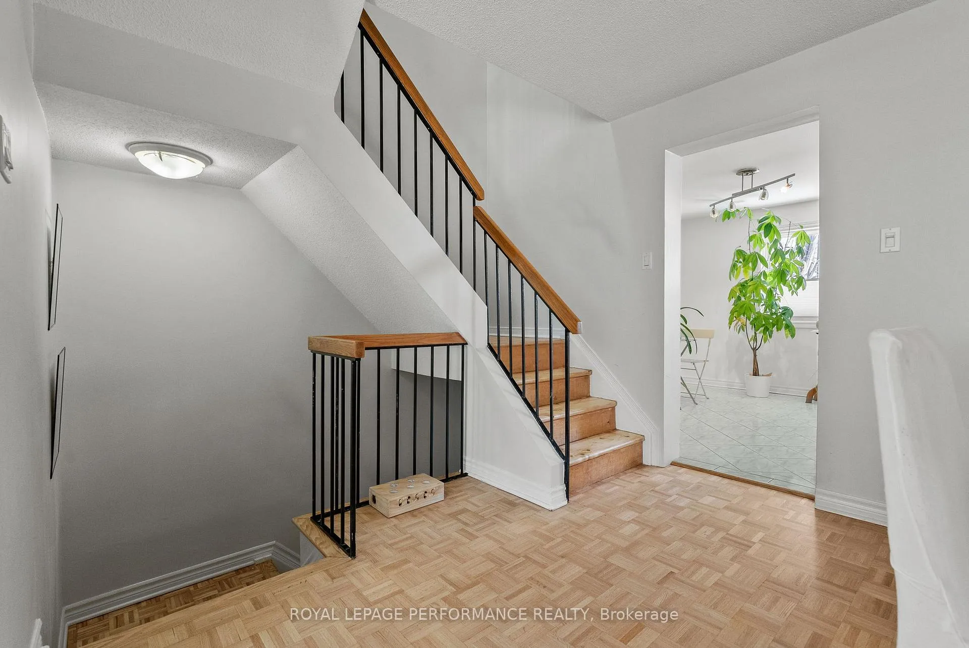 Photo 8 of 6919 Du Bois Avenue, Ottawa, Convent Glen North — HOMEH