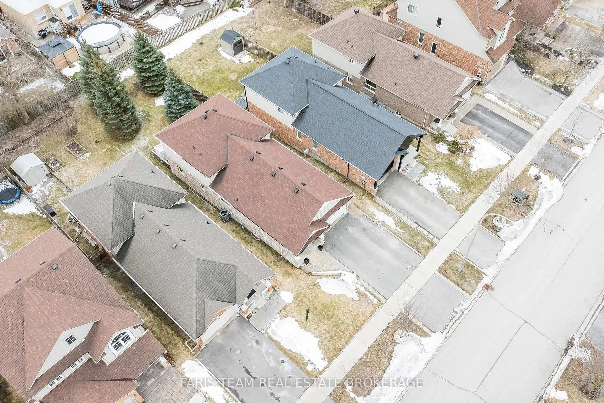 Photo 2 of 41 Wallace Street, New Tecumseth, Alliston — HOMEH