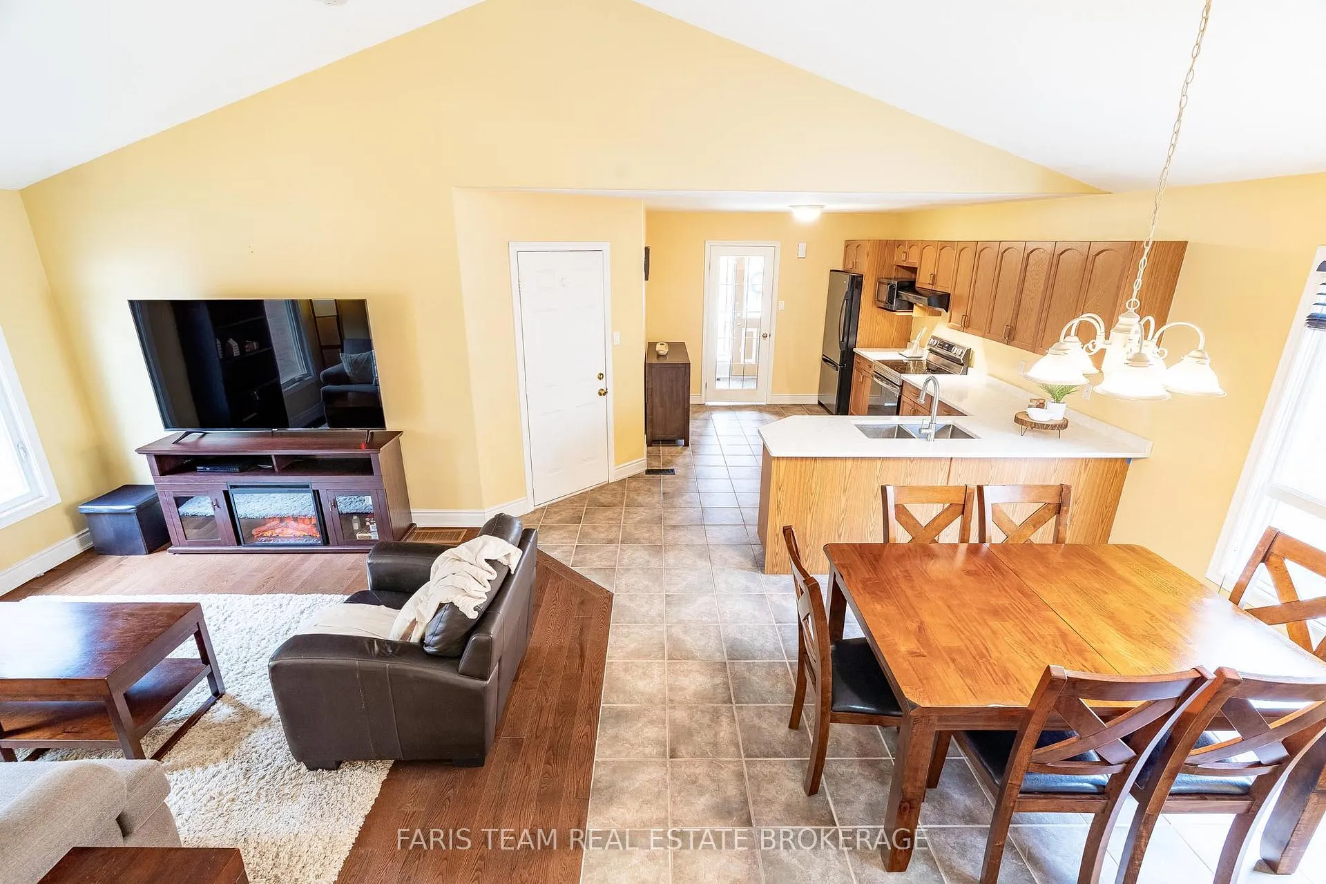 Photo 18 of 41 Wallace Street, New Tecumseth, Alliston — HOMEH