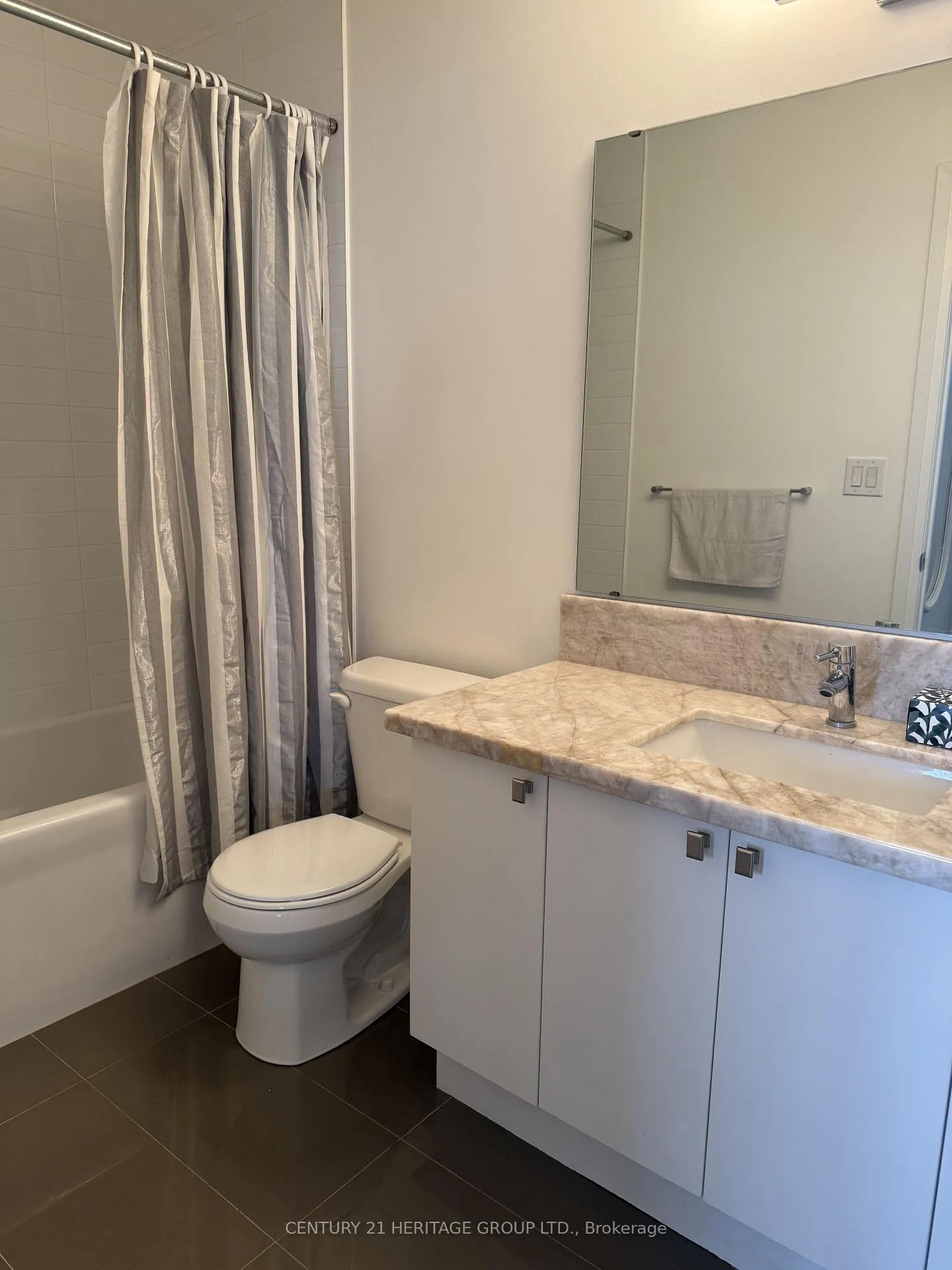 Photo 16 of Unit 513, 24 Woodstream Boulevard, Vaughan, Vaughan Grove — HOMEH
