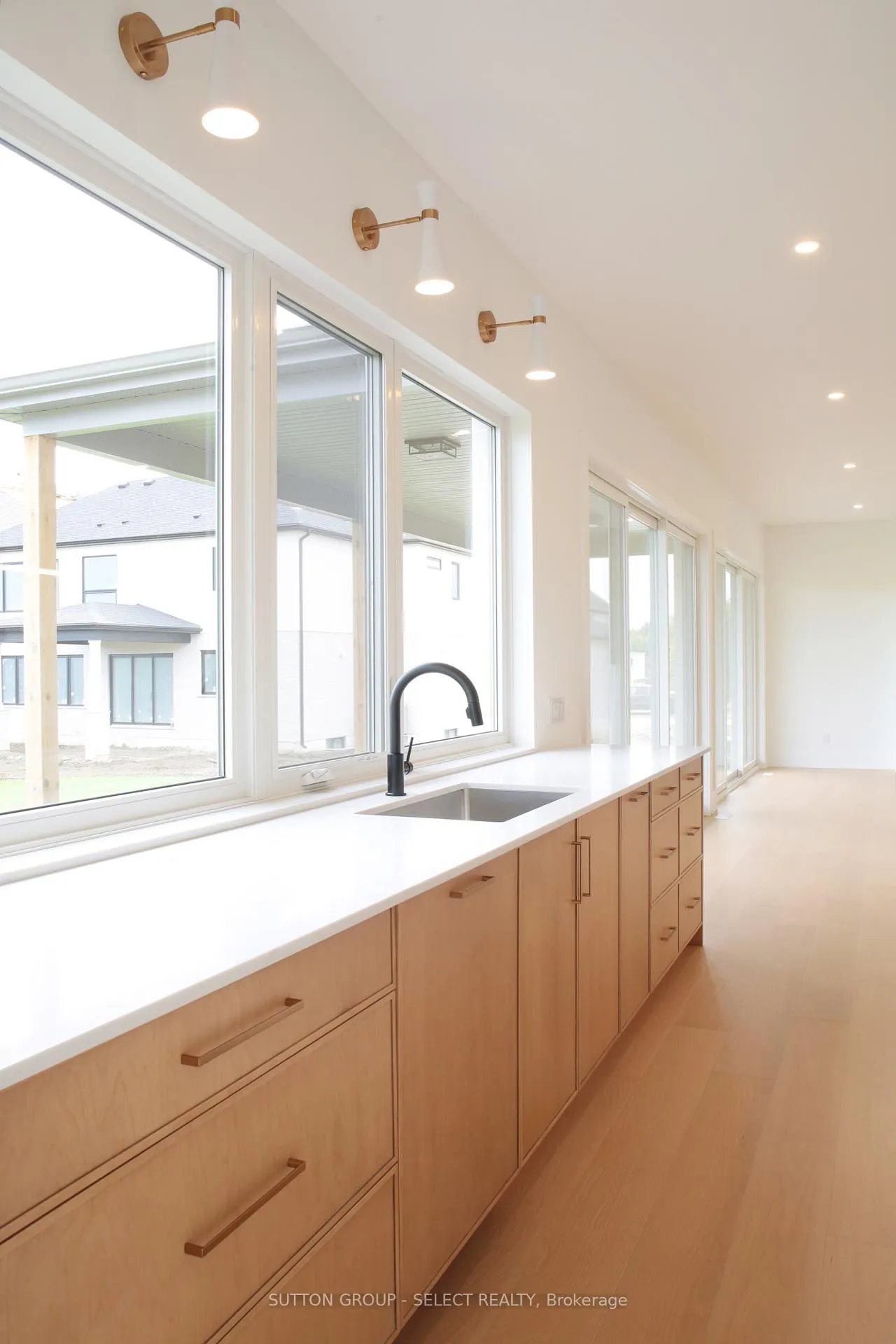 Photo 14 of 60 Bayshore Drive, Middlesex Centre, Kilworth — HOMEH