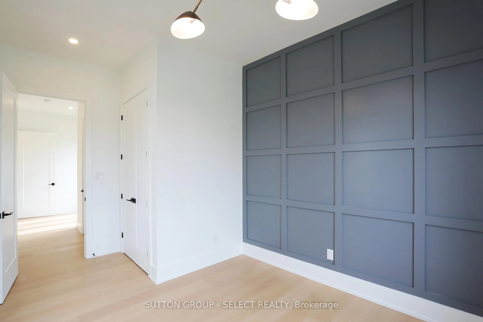 Photo 16 of 60 Bayshore Drive, Middlesex Centre, Kilworth — HOMEH