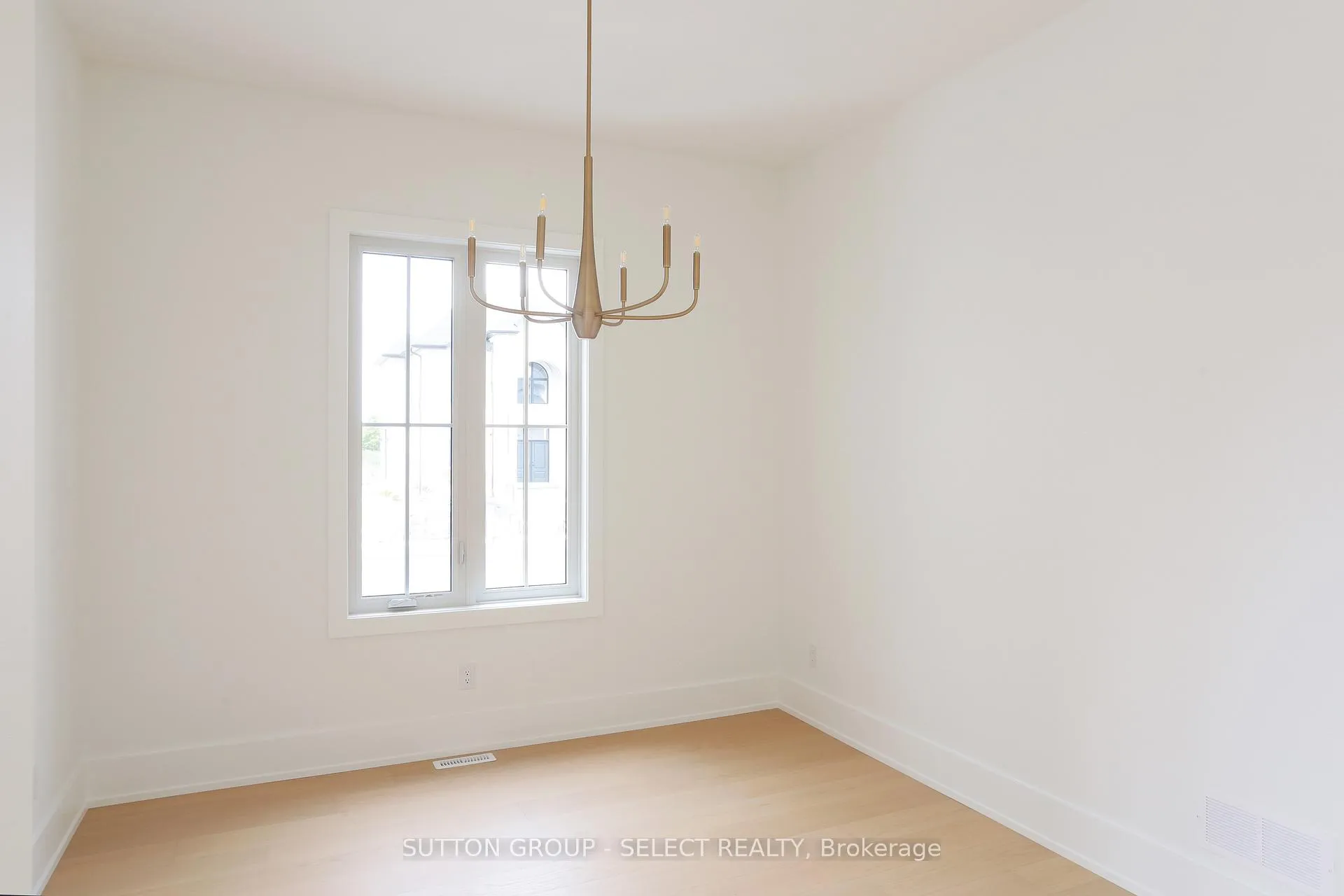 Photo 17 of 60 Bayshore Drive, Middlesex Centre, Kilworth — HOMEH