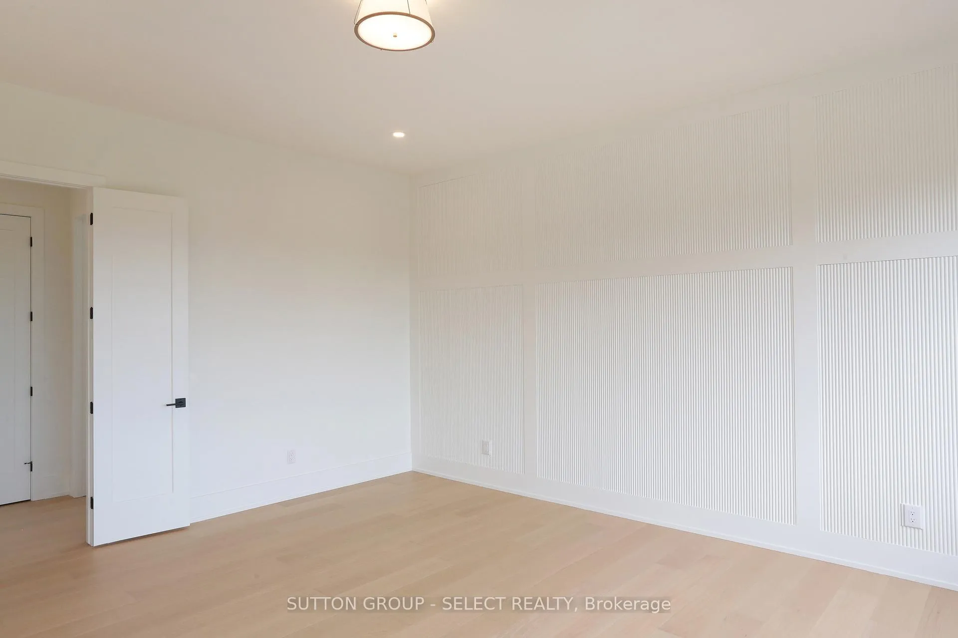 Photo 28 of 60 Bayshore Drive, Middlesex Centre, Kilworth — HOMEH