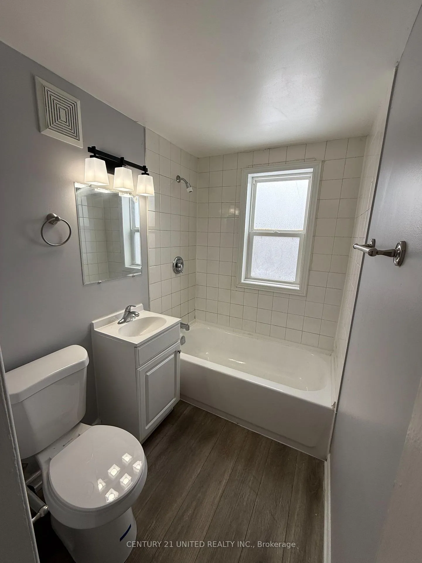 Photo 9 of Unit B, 1253 Clonsilla Avenue, Peterborough, Town Ward 3 — HOMEH