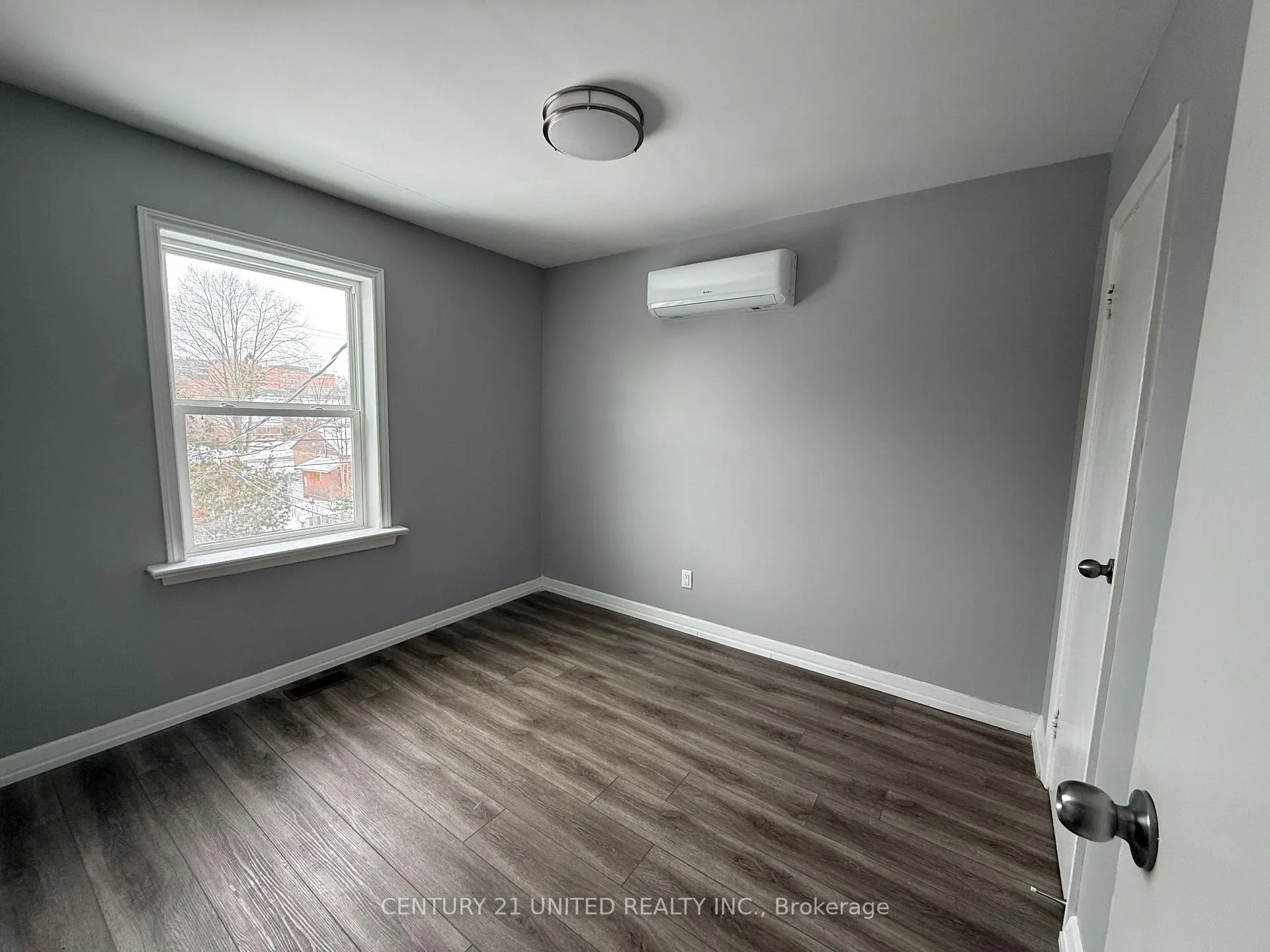 Photo 13 of Unit B, 1253 Clonsilla Avenue, Peterborough, Town Ward 3 — HOMEH