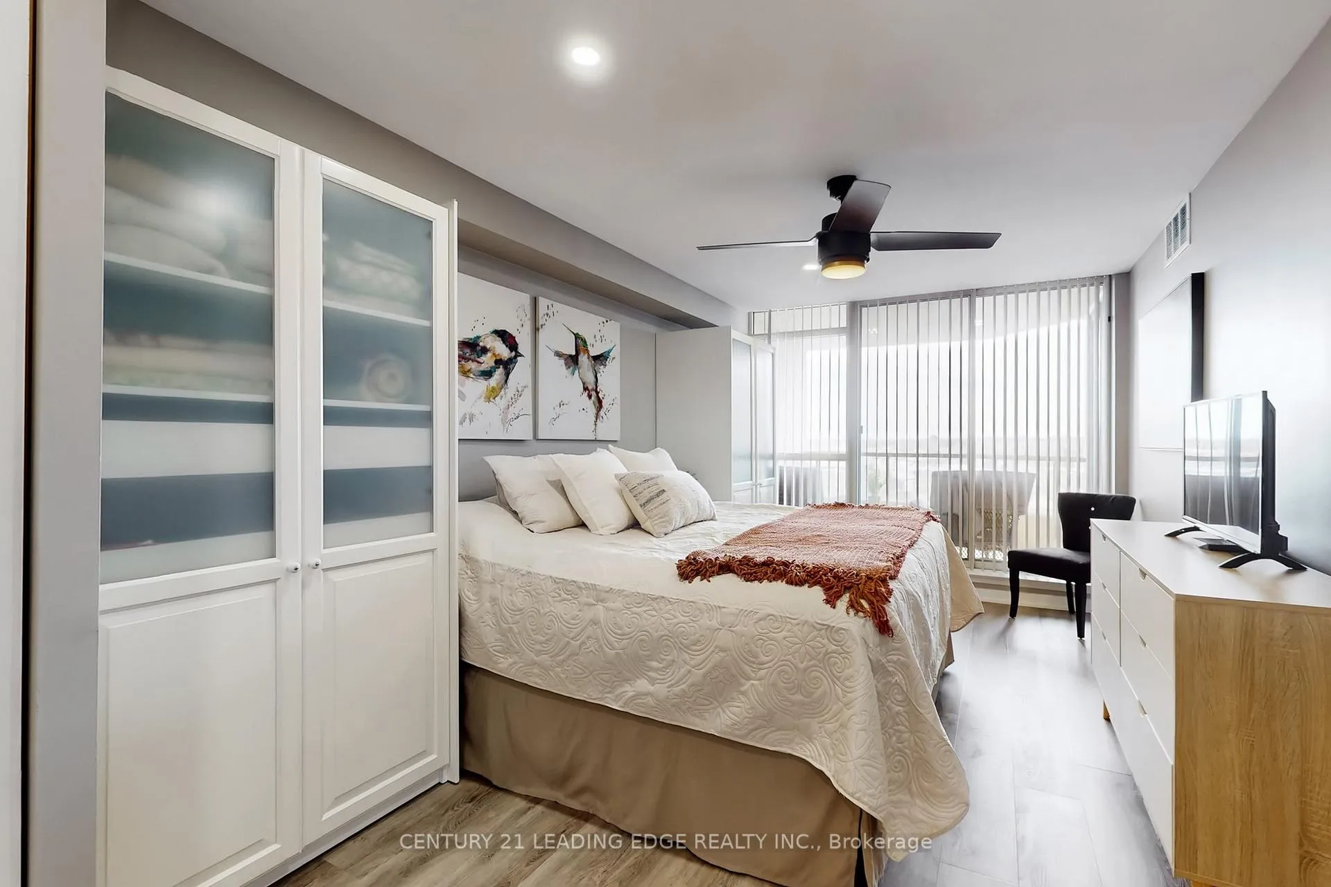Photo 12 of Unit 924, 1880 Valley Farm Road, Pickering, Town Centre — HOMEH